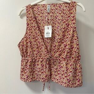 Floral Sleeveless Top - Only Brand size Large